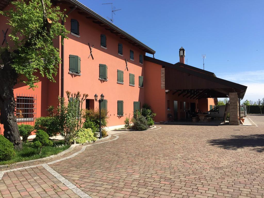 Isola Di Wight Bed & Breakfast San Michele al Tagliamento Eksteriør bilde