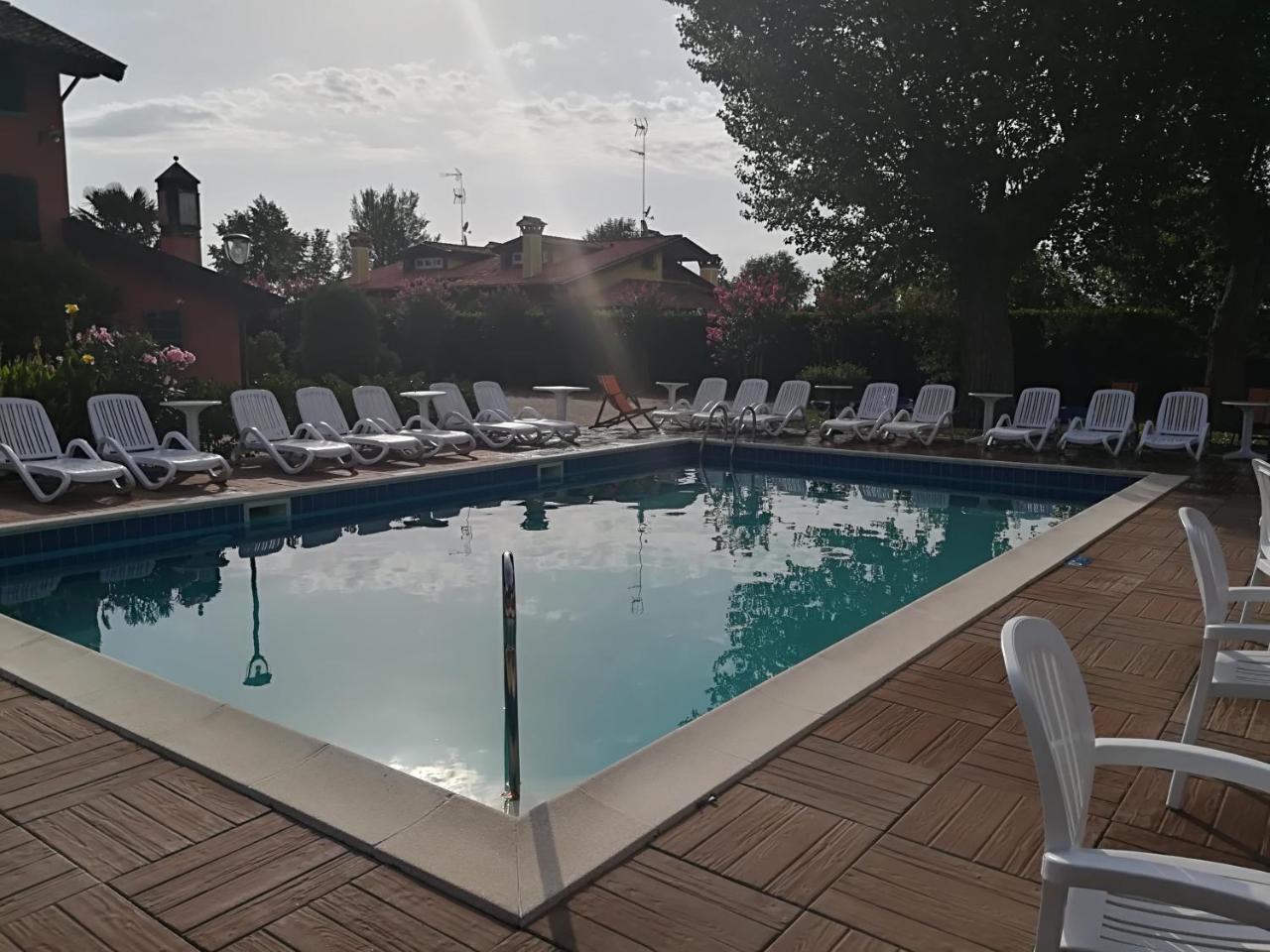 Isola Di Wight Bed & Breakfast San Michele al Tagliamento Eksteriør bilde