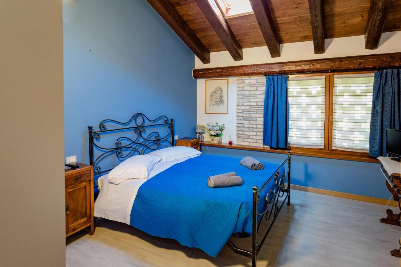 Isola Di Wight Bed & Breakfast San Michele al Tagliamento Eksteriør bilde